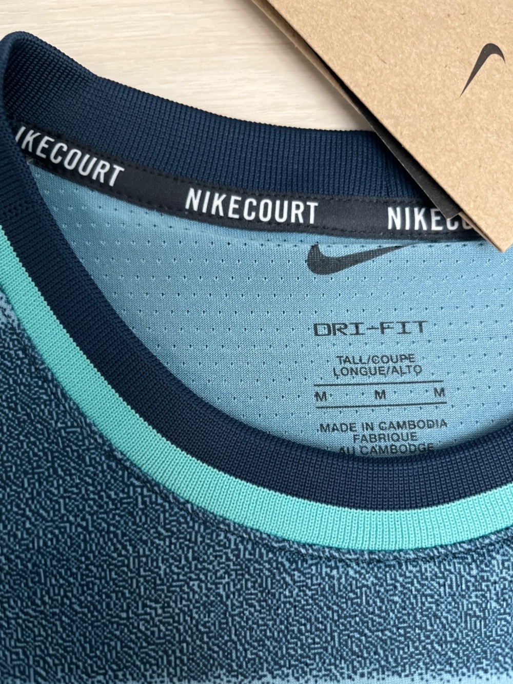 New Nike Court Men's Advantage Dri-FIT Logo Tennis T-Shirt, Medium-Tall - Picture 3 of 9